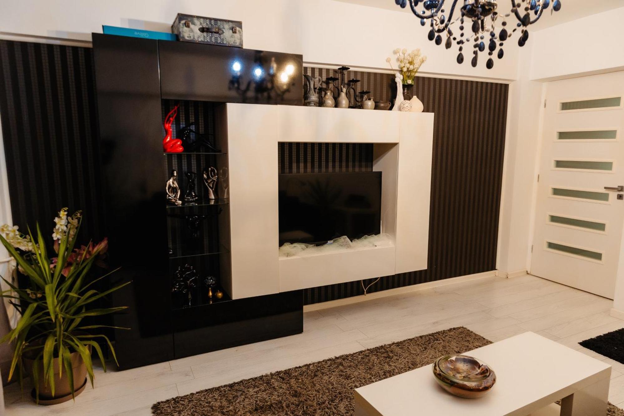 Glamour Ultracentral Craiova Luaran gambar
