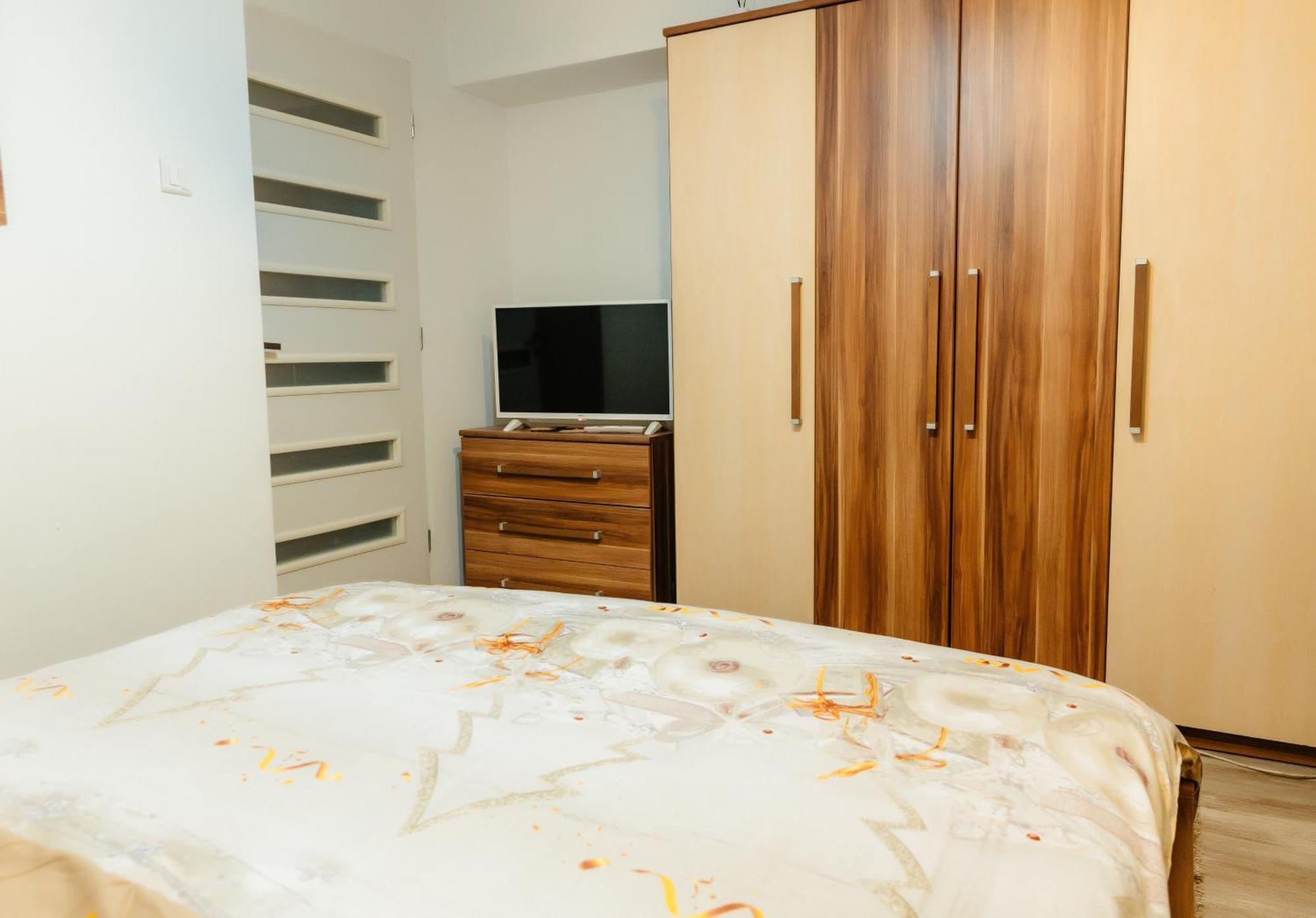 Glamour Ultracentral Craiova Luaran gambar