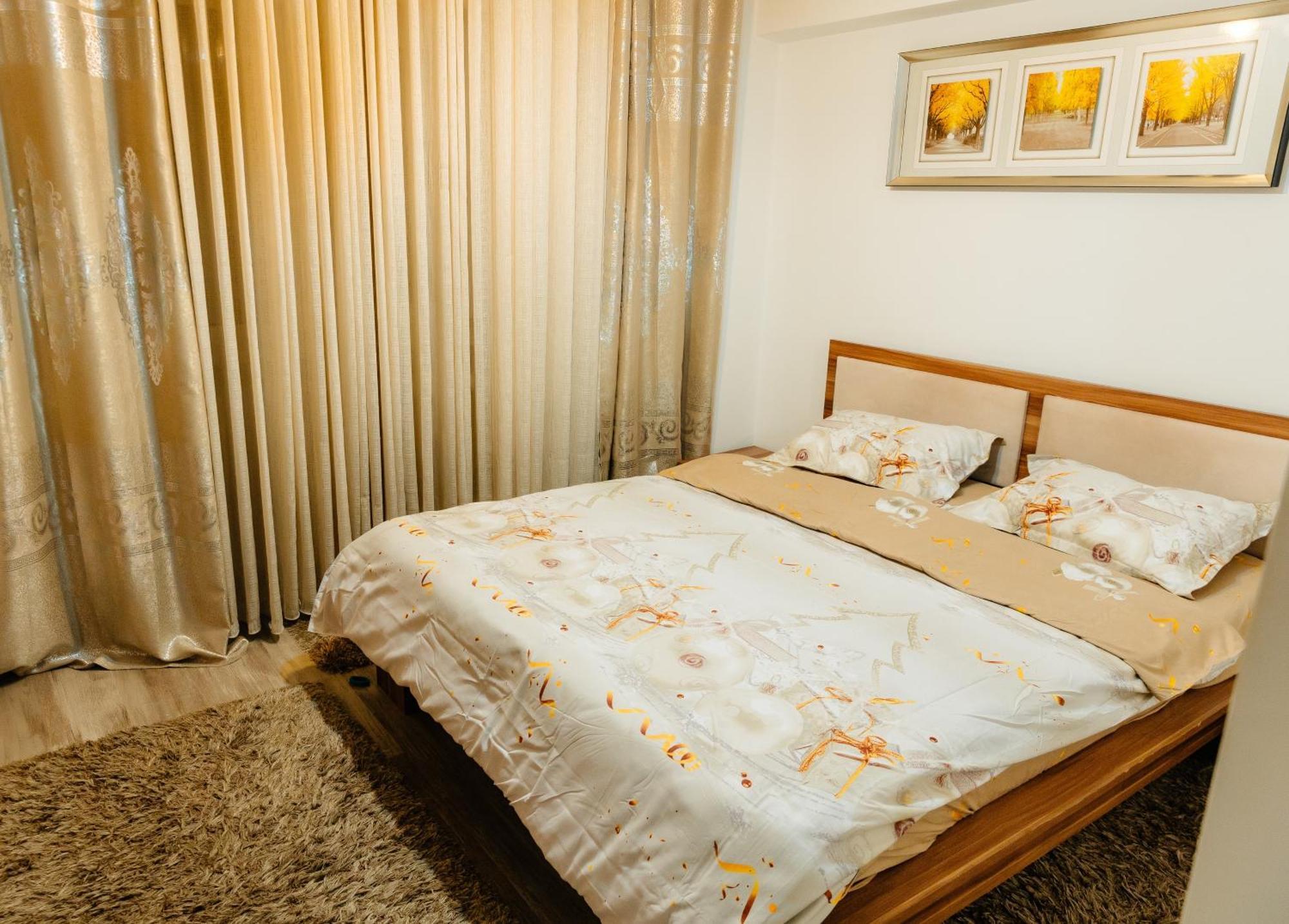 Glamour Ultracentral Craiova Luaran gambar